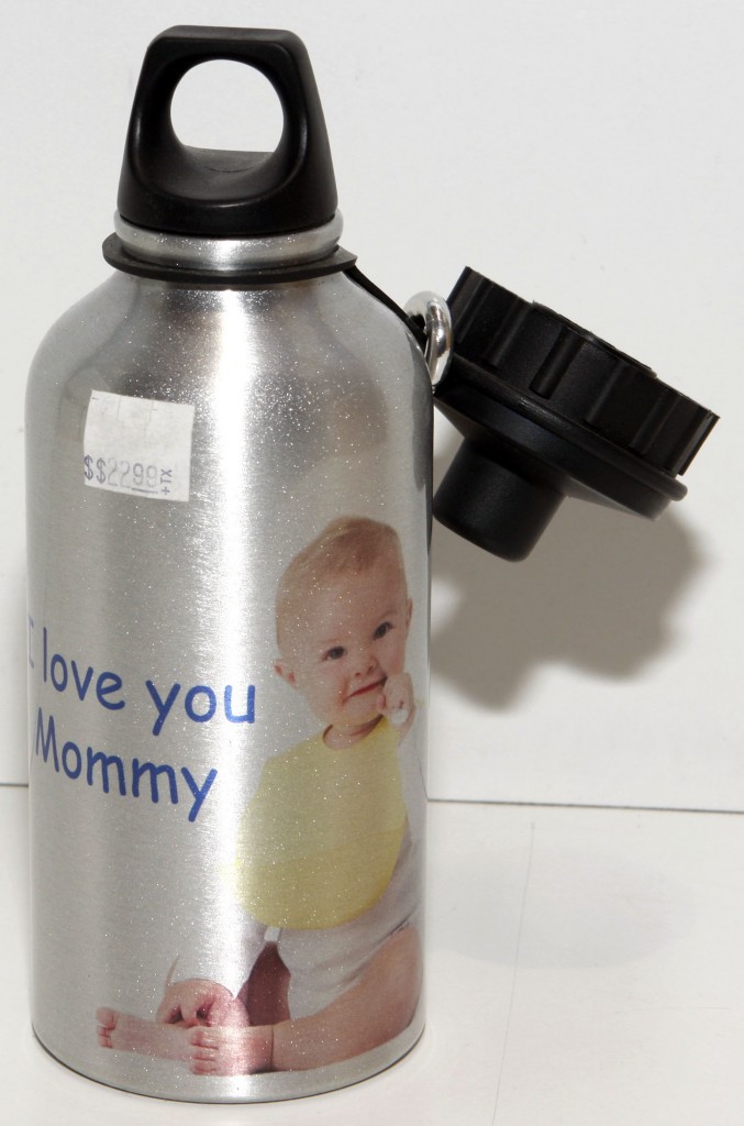 We can make personalized custom water bottels with photo or company logo here at Spectracolor in Simi Valley, CA