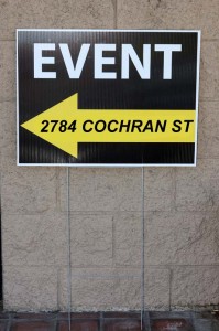 custom-event-arrow-yard-signs-simi-valley-ca